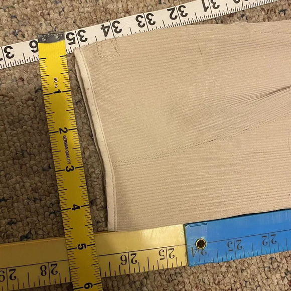 Goode Rider Beige Breeches Women Sz 24R Equestrian Pants Horse Riding Outdoors - Picture 3 of 12